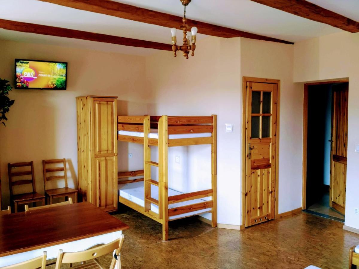 Apartamenty I Pokoje Goscinne "Wacus" Сребрна-Ґура Екстер'єр фото